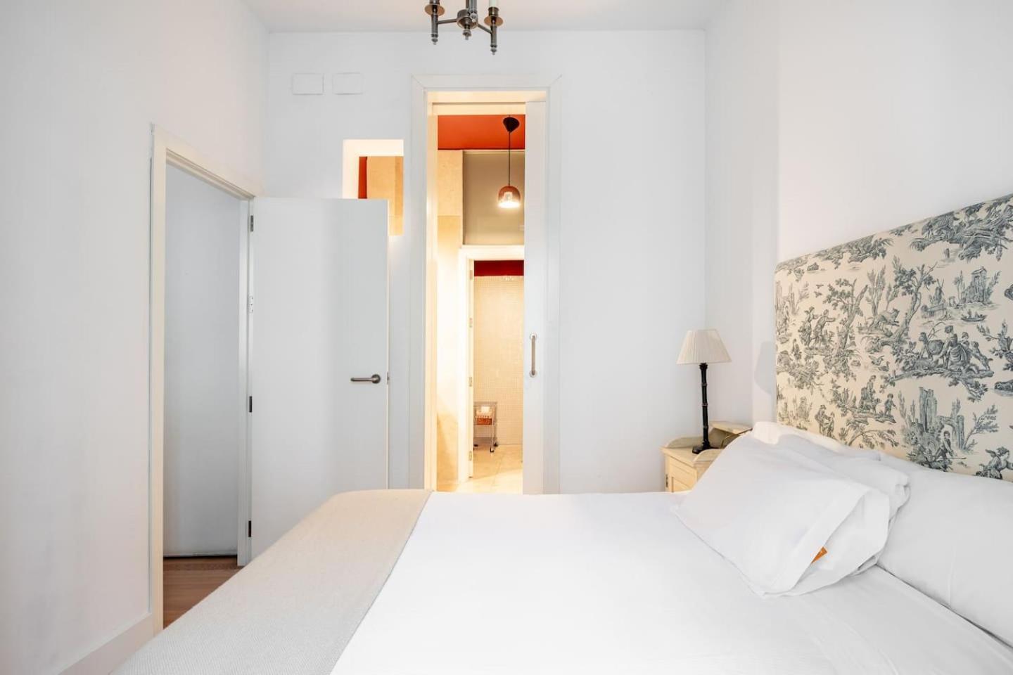 Komodo Sierpes: Bright & Classy Central Apartment Seville Exterior photo