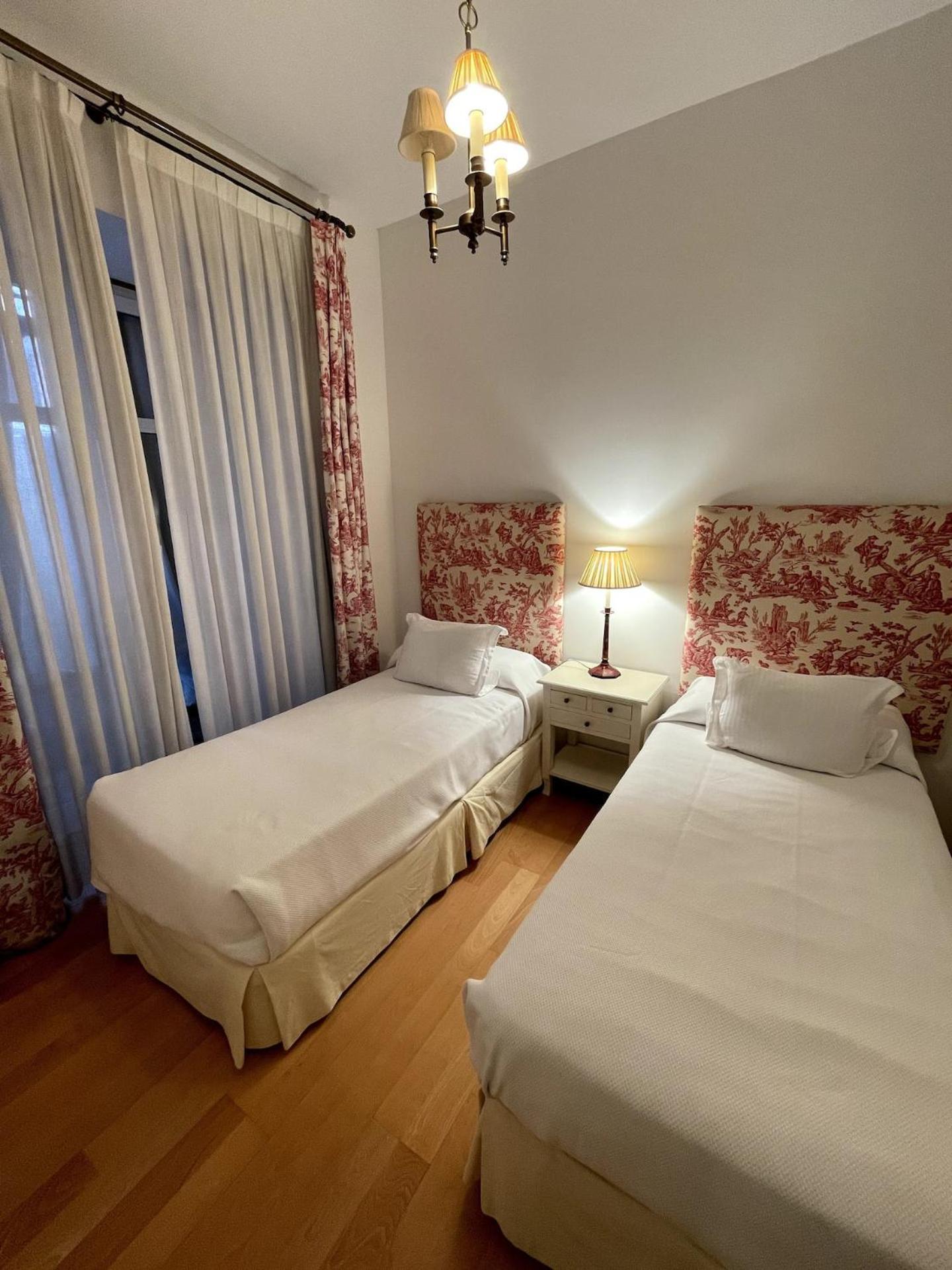 Komodo Sierpes: Bright & Classy Central Apartment Seville Exterior photo